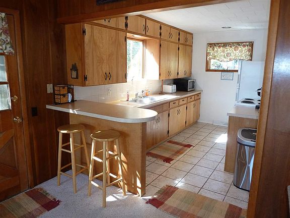 4th image of 12730 Cottage Ave