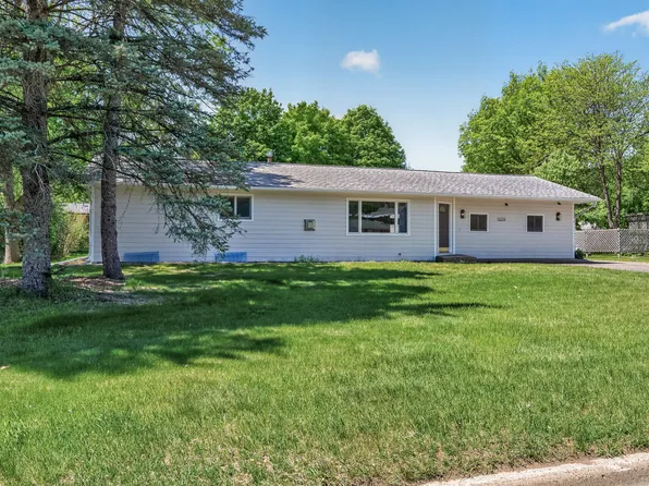 11209 Oregon Ave N, Champlin, MN 55316
