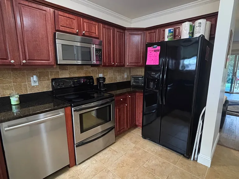 25 Sullivan Way #4 — Photo 4