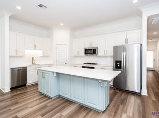 9066 Stonecroft Ave, Baton Rouge, LA 70810