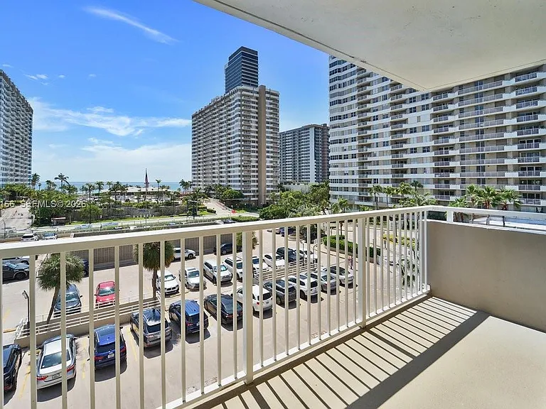 1965 S Ocean Dr #4G — Photo 34