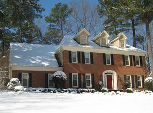 3047 Towering Pines Cv, Germantown, TN 38138