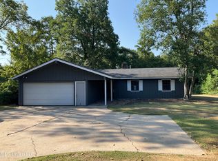 204 Cypress Dr, Indianola, MS 38751
