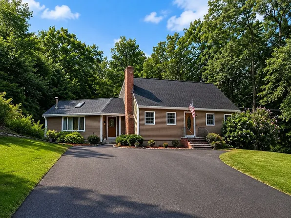9 Westgate Rd, Billerica, MA 01821