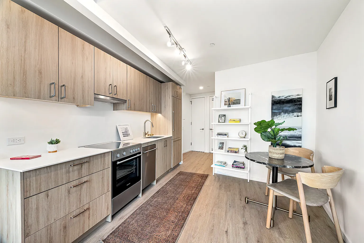 12 Halsey Street — Photo 4