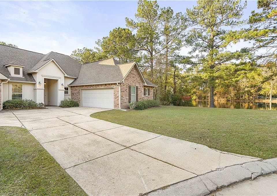 1st image of 121 Tallow Creek Blvd