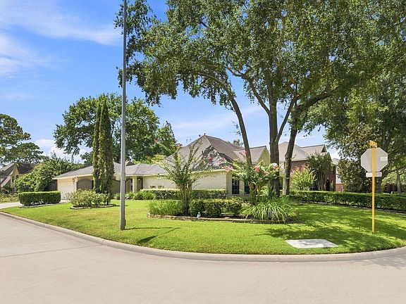 5th image of 18903 Big Cypress Dr