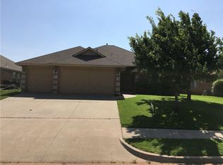 14000 Hunter Jackson Dr, Yukon, OK 73099
