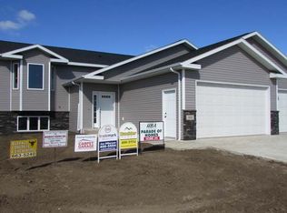 408 Keidel Trl, Mandan, ND 58554