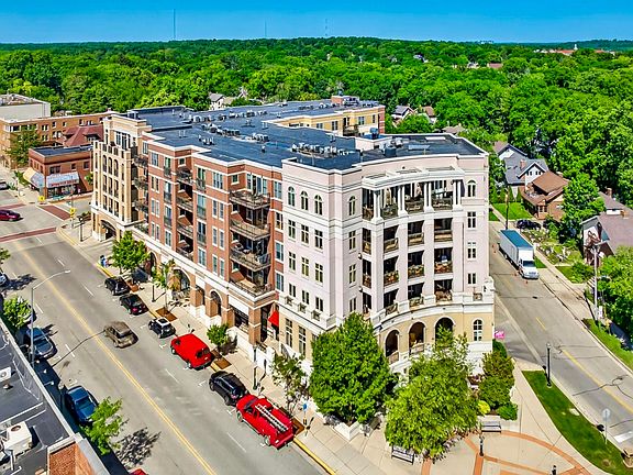 4th image of 1802 Monroe St #401-02