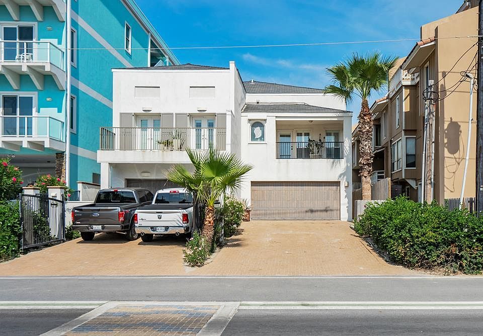 1st image of 4702 Gulf Blvd