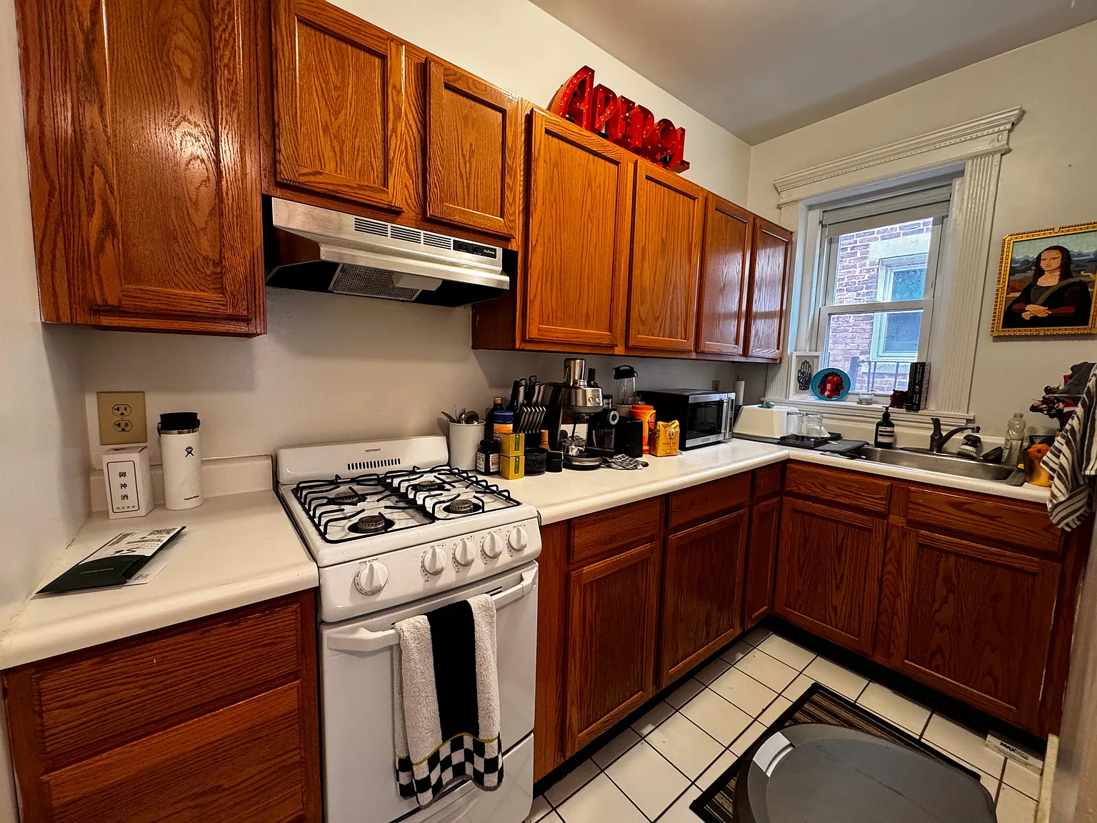 1 bed, 9999 sqft, $2,475 — Photo 2