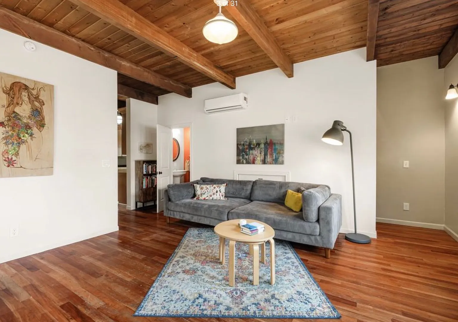 Beautiful 3-Bedroom Milwaukie Home Wood Floors & Tons Of Character! — Photo 3