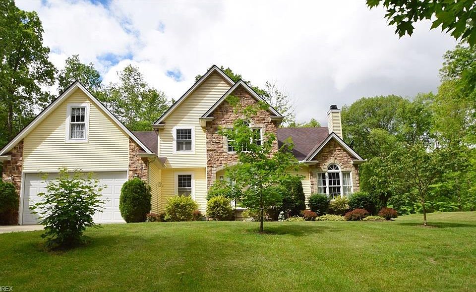 1st image of 36515 Estee Ln