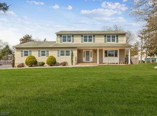 3 Stagecoach Way, Hillsborough Twp., NJ 08844