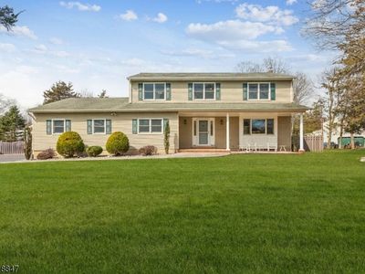 3 Stagecoach Way, Hillsborough, NJ, 08844