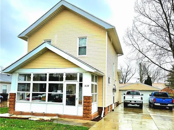 4134 Waltham Rd, Northwood, OH 43619