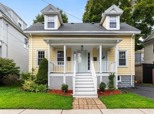 32 Cottage St, Melrose, MA 02176