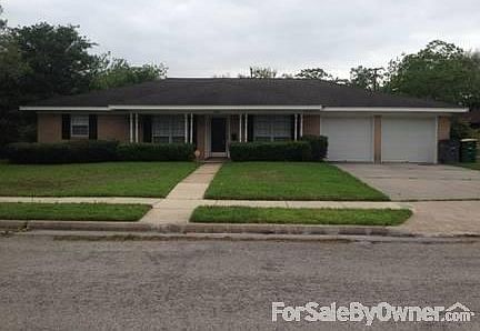 1st image of 304 Banbury Ln