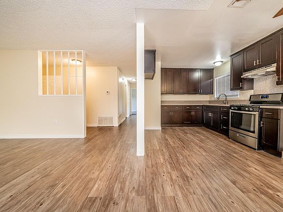 5th image of 1823 Magnolia Ave
