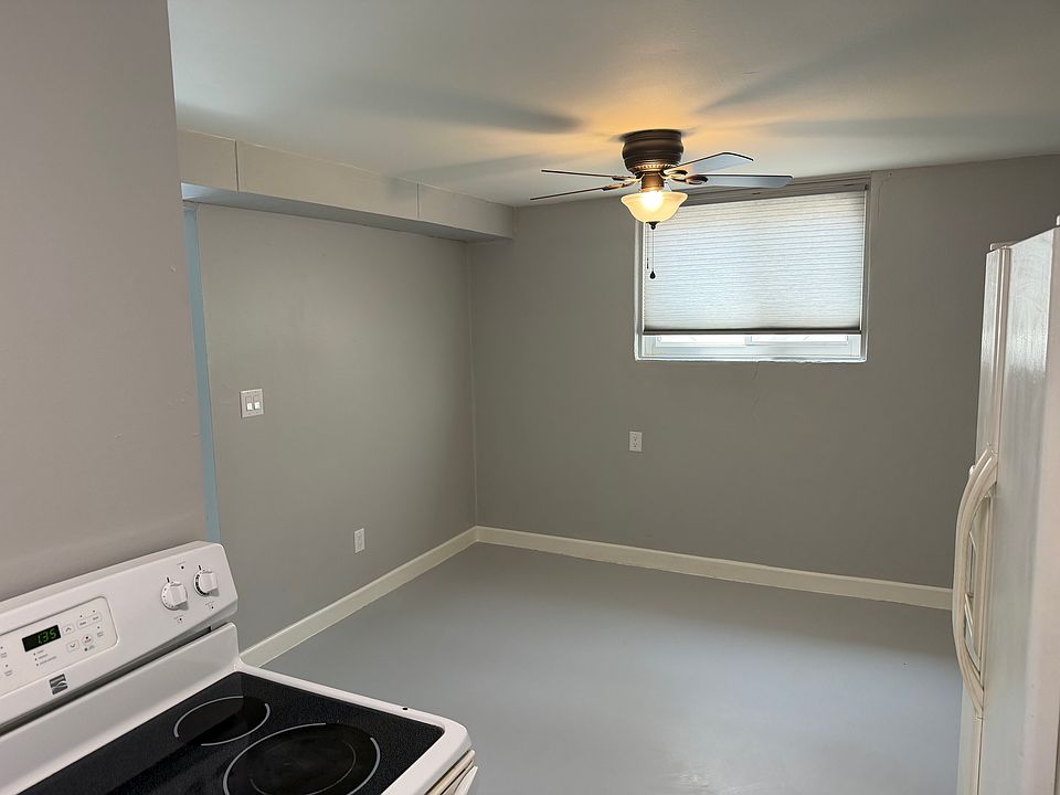 1st image of 19 Bonfoy Ave #B