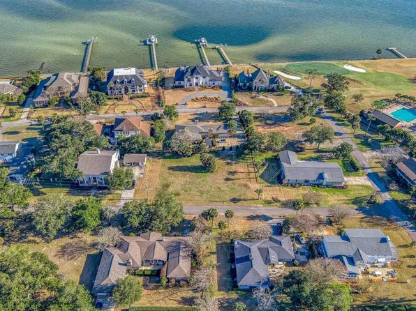 1009 Harbourview Cir, Perdido Key, FL 32507