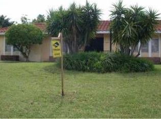 7600 SW 173rd St, Palmetto Bay, FL 33157
