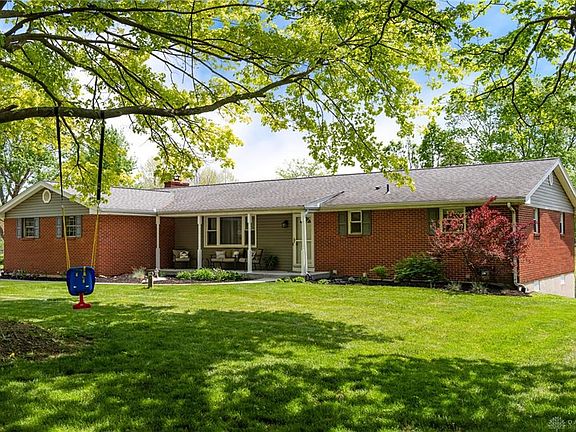 2nd image of 3577 Southbrook Dr