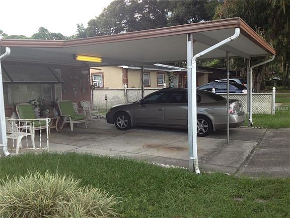 3rd image of 403 Walter Dr
