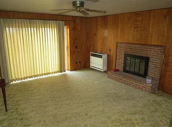 2nd image of 2376 N County Road 1350 E