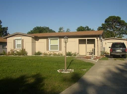 1st image of 1105 W Embassy Dr