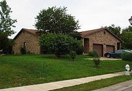 1st image of 467 Oxford Dr