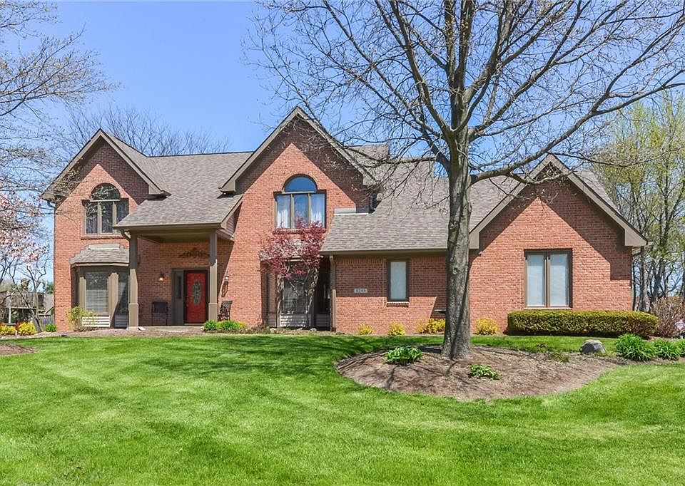 1st image of 8244 Fawnsbrook Dr