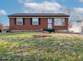 163 Blossom Rd, Louisville, KY 40229