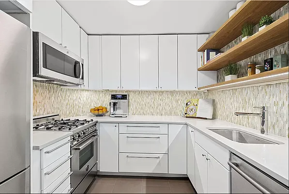 Rented by Compass | media 6