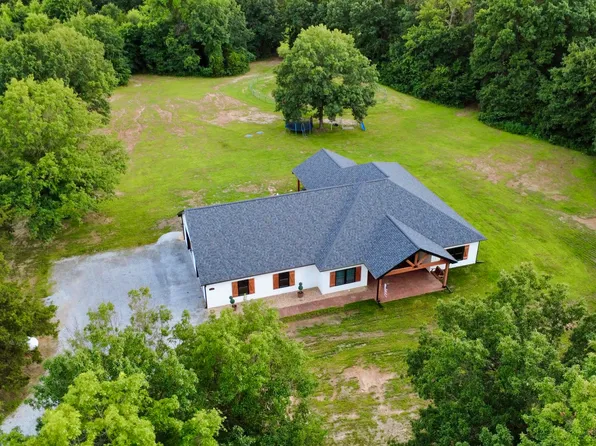 6100 W Highway 124, Harrisburg, MO 65256