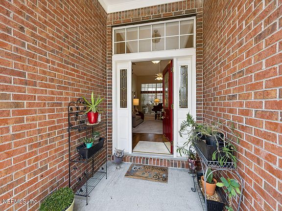 5th image of 3941 DANFORTH Drive W