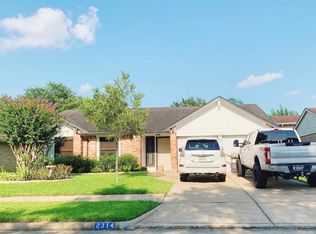 2314 Gunston Ct, Sugar Land, TX 77478