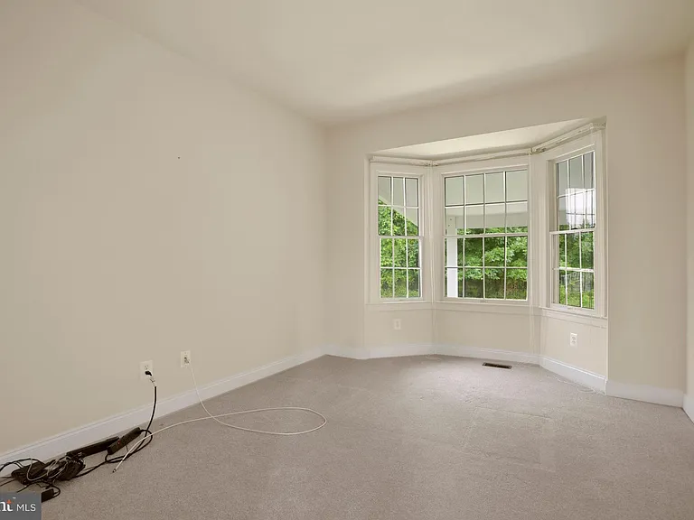 23353 Lennoxville Way — Photo 12