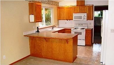 3rd image of 15722 85th Ave NW