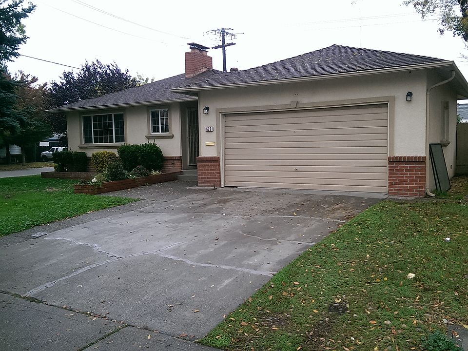 1st image of 629 El Camino Ave