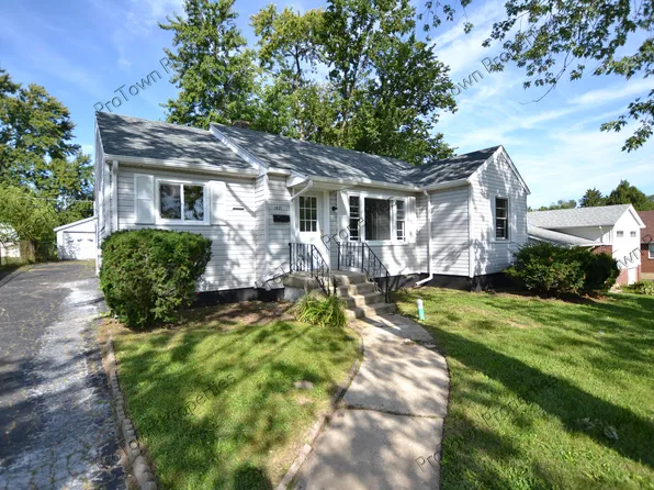 1421 Burry St, Joliet, IL 60435
