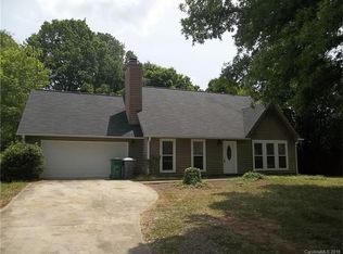 7538 Eastbourne Rd, Charlotte, NC 28227