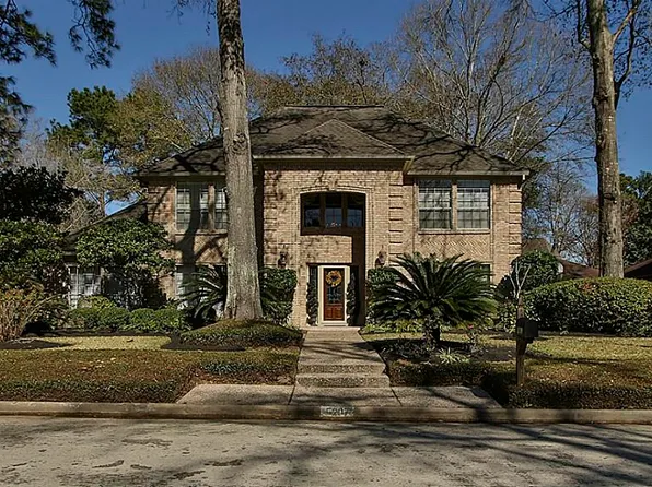 5207 Sandy Grove Dr, Kingwood, TX 77345