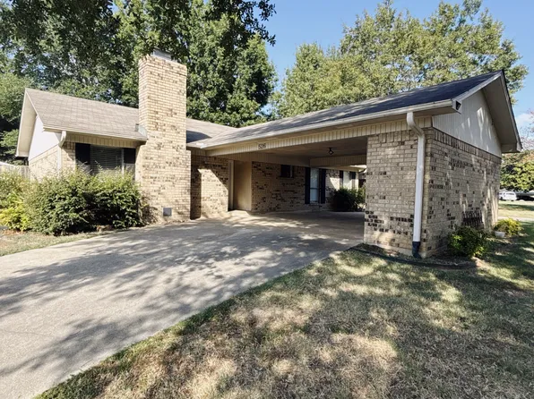 526 Park Ln, Mount Vernon, TX 75457