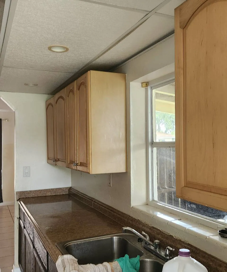 3 bed, 1383 sqft, $1,750 — Photo 2