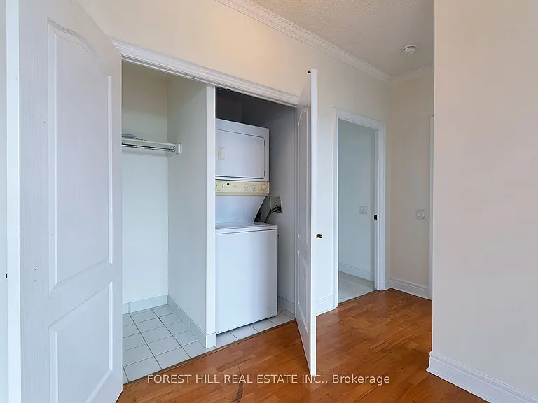 1 Clairtrell Rd #805 — Photo 29