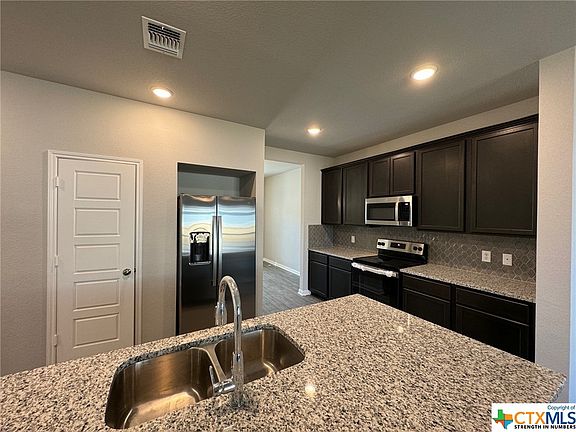 4th image of 1544 Dryden Ave