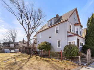 101 Dakota St, Dorchester, MA 02124