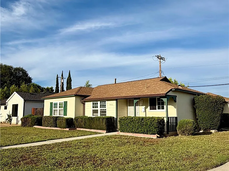 7002 Aura Ave — Photo 4